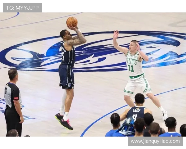 凯尔特人逆境中奋起直追成功扳回一场胜利的启示